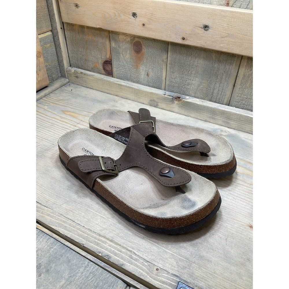 Canyon river blues brown 'Tate' footBed toe post sandals 6M womens